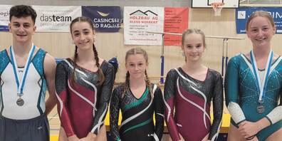 5 von 12  SM - Teilnehmerinnen  und Teilnehmer von links:  Fabio Heule, Adriana Pilovic, Elina Baumgartner, Fiona Flammer, Linn Halter