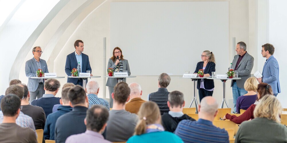Jürg Ackermann, Raphael Rauch, Ann-Katrin Gässlein, Karin Winter-Dubs, Vića Mitrović und Sebastian Schneider