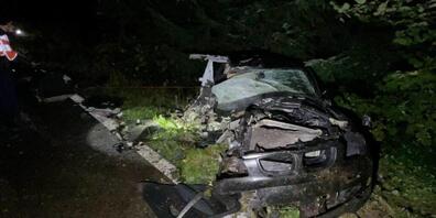Der 24-jährige Lenker dieses Unfallfahrzeugs wurde nur leicht verletzt.