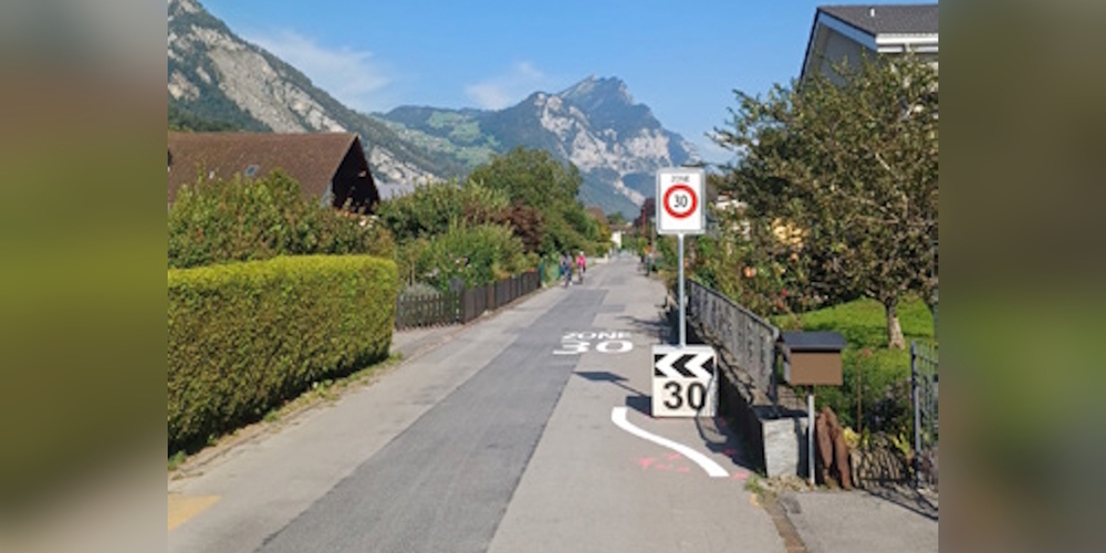 Die Linthstrasse ist seit wenigen Wochen als Teil der ersten Tempo-30-Zone der Gemeinde Weesen ausgeschildert.