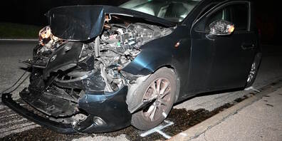 An beiden Autos entstand Totalschaden.