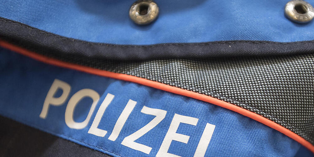 In der Stadt Luzern nahm die Polizei am Donnerstagmorgen zwei jugendliche Einbrecher fest. (Symbolbild)