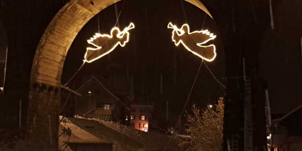 Der Engel-Weg am Dietfurtbach ist vom 30. November – 30. Dezember 2024 täglich bei jeder Witterung geöffnet.