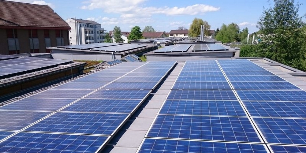 Die PV-Anlage auf dem Schulheim Kronbühl