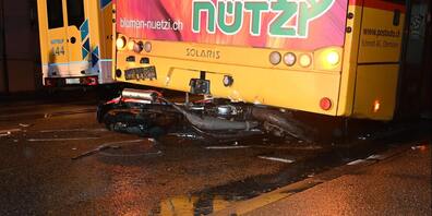 Die Feuerwehr musste den 16-Jährigen befreien.