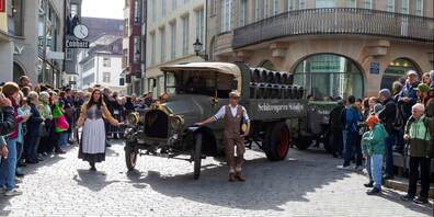 Schützengarten holte den Oldtimer-Saurer mit Baujahr 1917 aus der Garage.