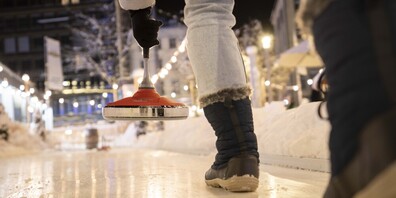 Die Eisstockbahn wird vom 13. November bis 18. Dezember betrieben.