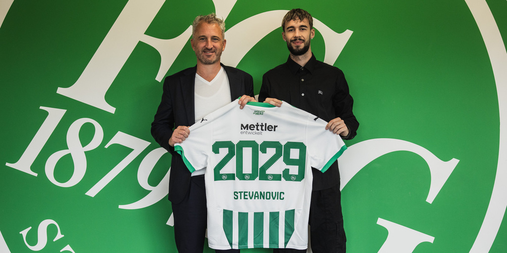 FCSG-Sportchef Roger Stilz (links) darf weiterhin auf die Dienste von Mihailo Stevanovic (rechts) zählen.