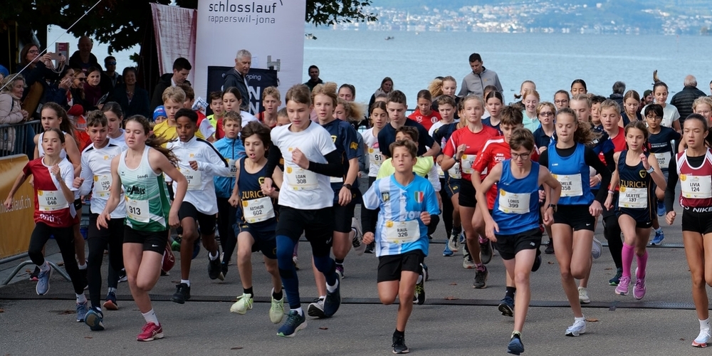 Der Schlosslauf Rapperswil-Jona verzeichnet 2024 den neuen Höchststand von 1'162 Voranmeldungen über alle Altersklassen.