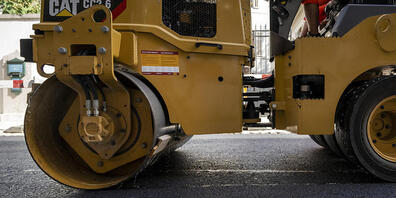 In Galgenen soll die Hauptstrasse saniert werden. (Symbolbild)