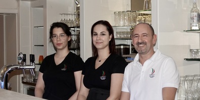 Abschied nach 5 Jahren: Mario Di Michele, Sabrina, Chiara (l.) und Valentina (abwesend)