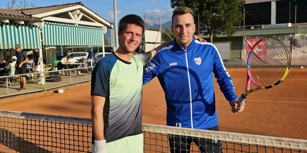 Clubmeister Lukas Durot (links) mit dem unterlegenen Finalgegner Fabian Bigger (rechts).