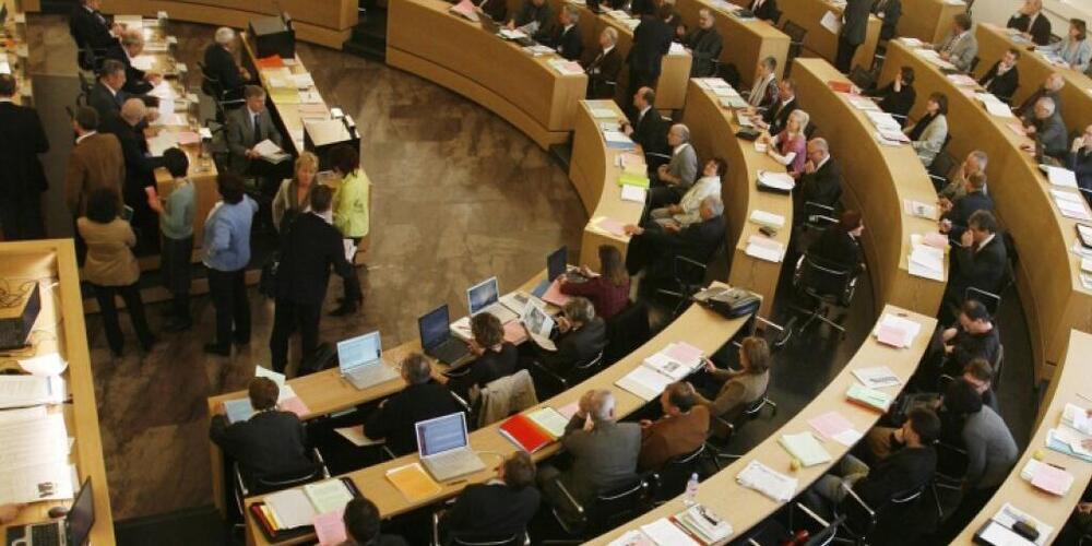 Der Aargauer Grosse Rat wird voraussichtlich im Januar über die Lohngleichheitsinitiative beraten. (Archivbild)