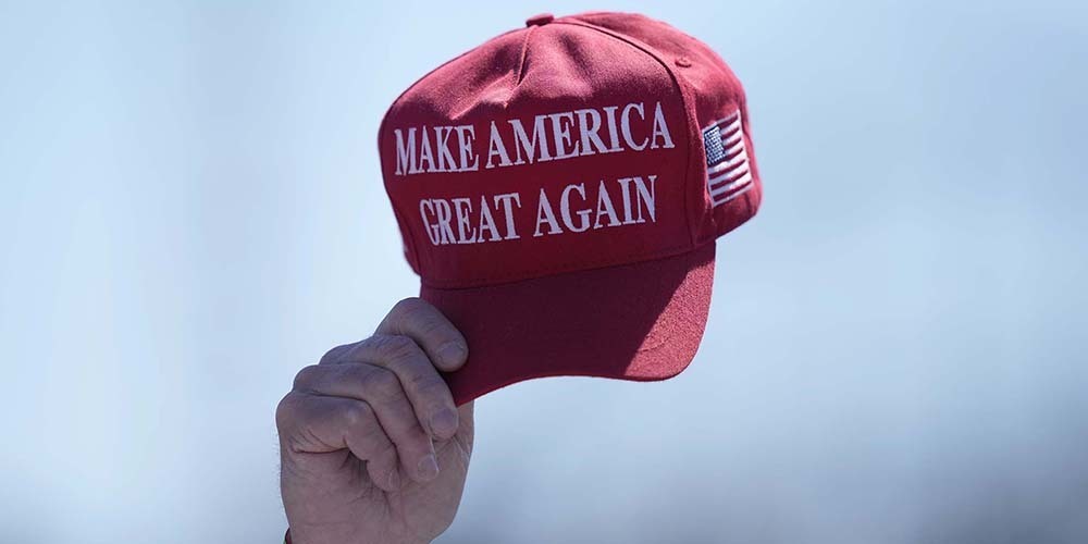 Eine solche Trump-Kappe sorgte im Obersee Center in Lachen für ein Handgemenge.