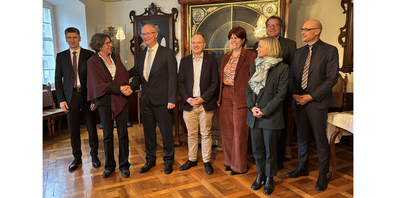 (V.l.) Hubert Wörner (Polizeipräsident, Polizeipräsidium Konstanz), Dr. Claudia Strössner (Polizeipräsidentin, Polizeipräsidium Schwaben Süd/West), Philipp Maier (Kommandant, Schaffhauser Polizei), Jürg Zingg (Kommandant, Kantonspolizei Thurgau), Mag.a Uta Bachmann (Landespolizeidirektorin, Landespolizeidirektion Vorarlberg), Barbara Reifler (Kommandantin, Kantonspolizei St. Gallen), Uwe Stürmer (Polizeipräsident, Polizeipräsidium Ravensburg), Jules Hoch (Polizeichef, Landespolizei Fürstentum Liechtenstein).  Nicht anwesend: Anton Saile (Polizeipräsident, Polizeipräsidium Einsatz)