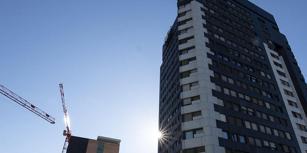 Die neue Geschäftsleitung von Hoch Health Ostschweiz setzt sich interimistisch aus bisherigen Mitgliedern der Geschäftsleitung des Kantonsspitals St. Gallen zusammen. Im Bild zu sehen ist ein Gebäude des Kantonsspitals St. Gallen. (Archivbild)