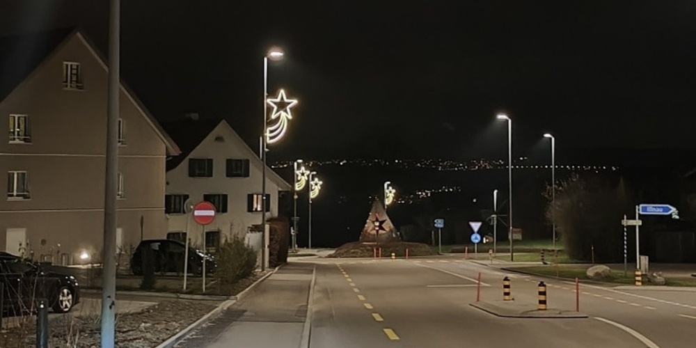 Gutenswil und Zimikon wurden bereits im November weihnachtlich geschmückt, Hegnau und Kindhausen folgen 2025.