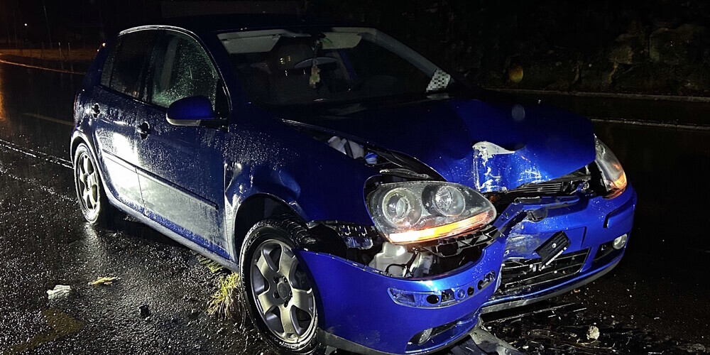 Der Mann blieb unverletzt, wurde aber als fahrunfähig eingestuft. Am Auto entstand Totalschaden.
