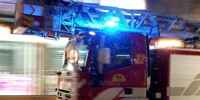 Die Feuerwehr fand in Sevelen SG ein Maiensäss in Vollbrand vor. (Symbolbild)