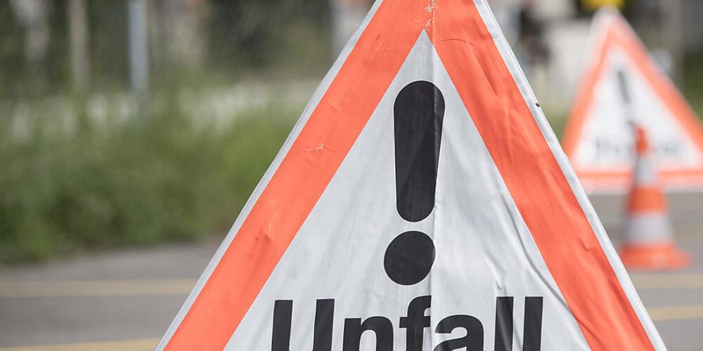 Bei einem Autounfall auf der Langgasse in St. Gallen wurde am Donnerstagabend eine schwangere Frau verletzt. (Symbolbild)