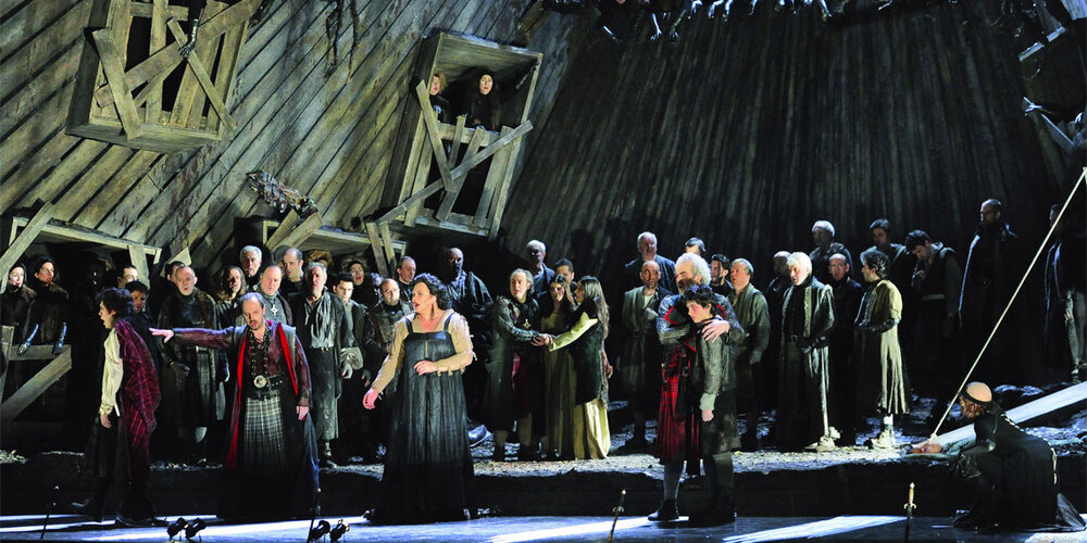«Macbeth» ist eine Oper in vier Akten von Giuseppe Verdi. Das Libretto wurde von Francesco Maria Piave und Andrea Maffei nach dem Drama «Macbeth» von William Shakespeare geschrieben
