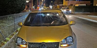 Der Velofahrer wurde beim Unfall mittelschwer verletzt.