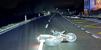 Ein 36-jähriger Mann stürzte mit dem Motorrad in Hüttwilen TG auf der Flucht vor der Polizei.