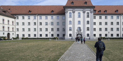 Die St.Galler Regierung kündigt für das nächste Budget umfangreiche Sparmassnahmen an. (Archivbild)