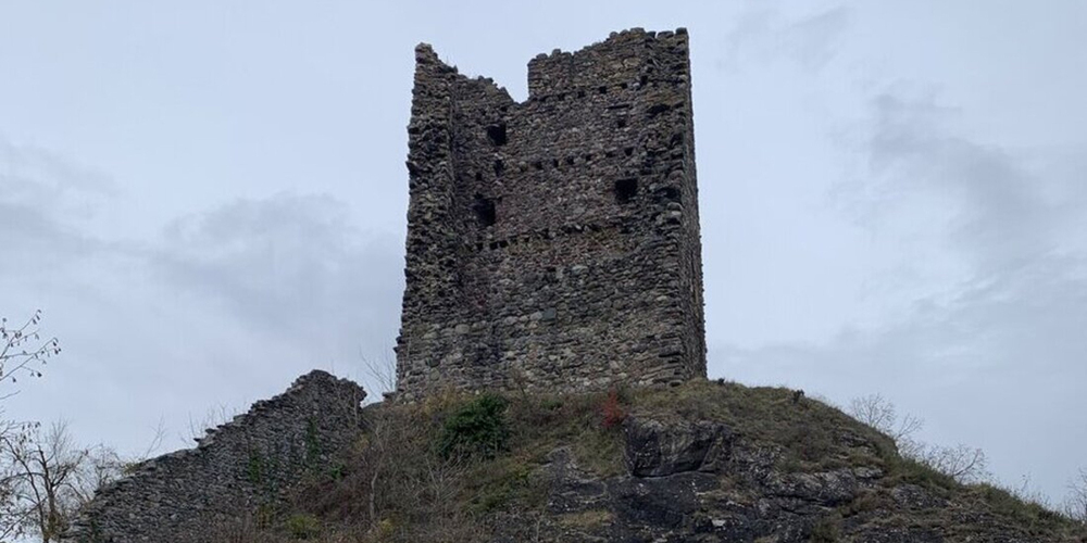 Der Freudenberg in Bad Ragaz: Gestartet hat das Projekt im letzten Winterhalbjahr, nun geht es weiter mit der Sanierung der Trockensteinmauern.