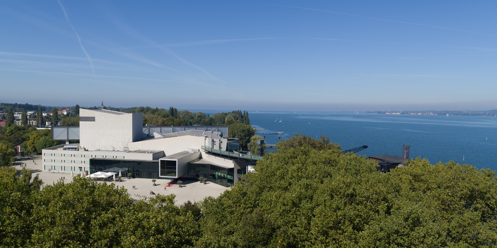 Blick auf das Festspielhaus