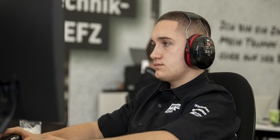 Yanik Gerwer gewann in der Berufsmeisterschaft der Gebäudetechnikplaner-Heizung Silber.