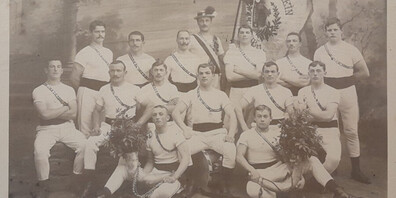 Der damalige Turnverein Kronbühl am eidgenössischen Turnfest 1909 in Lausanne