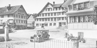 Dorfplatz von Goldingen vor 1941. (Archivbild)