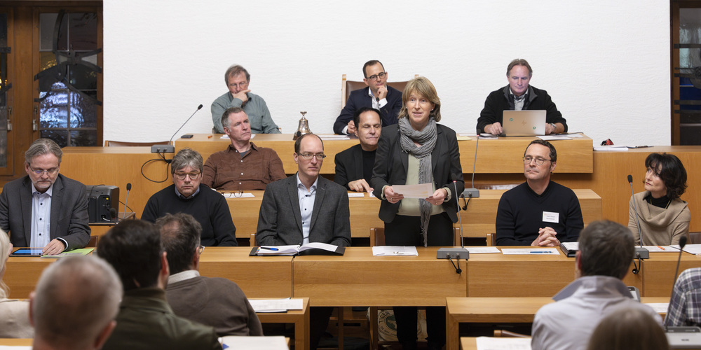 Kirchenverwaltungsrats-Präsidentin Sonja Gemeinder vor dem Kirchgemeindeparlament 
