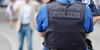 Die Stadtpolizei Zürich und die Kantonspolizei Zürich haben Ausschreitungen beim Züricher Derby verhindert. (Archivbilder)