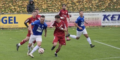 Mit 12 Treffern liegt Orhan Ademi (links) an zweiter Stelle des Torschützenklassements. 