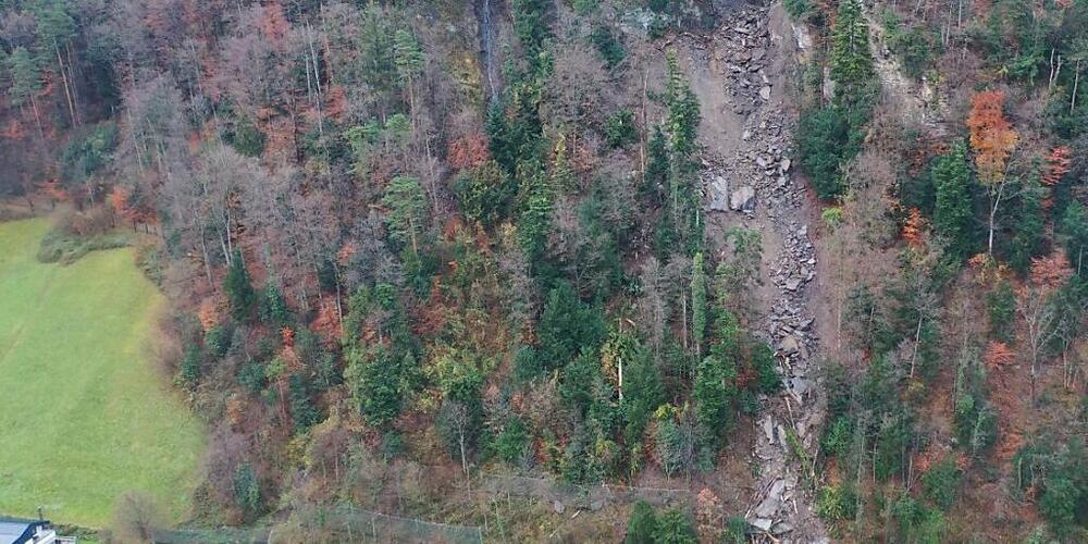 Am Montagabend ging in Altdorf im Bannwald ein Felssturz nieder.