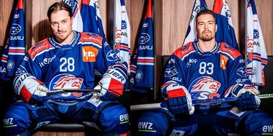 Die Stürmer Jesper Frödén (links) und Juho Lammikko bleiben bei den ZSC Lions.