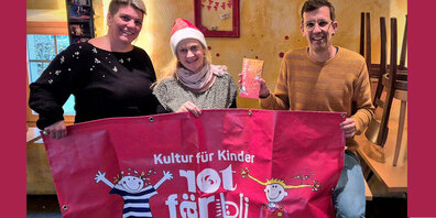 Das rotfärbli-Kernteam Petra Limberger-Zwicky, Rahel Dlamini und Stefan Zillig (v.l.n.r.), freut sich auf den Start des rotfärbli-Programms 2025.