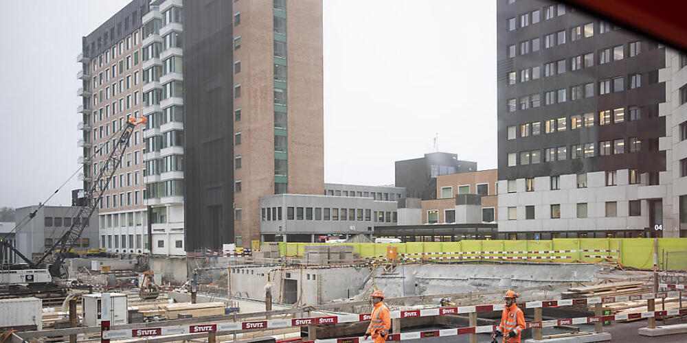 Seit 2022 war Stefan Lichtensteiger CEO des sich im Umbau befindenden St. Galler Kantonsspitals. Ab Januar sollte er alle St. Galler Spitäler leiten. Dazu kommt es nun nicht. (Archivbild)
