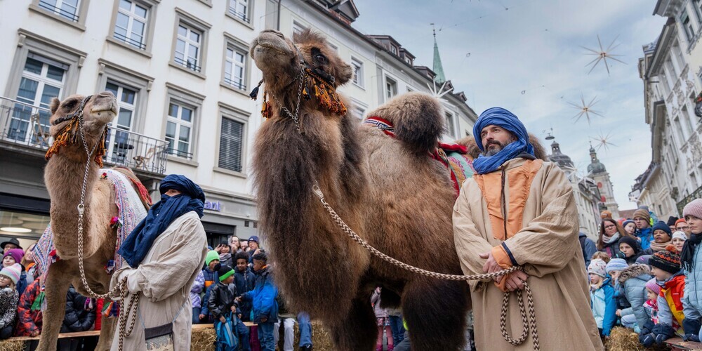 Für die Inszenierung engagieren sich über 100 Freiwillige