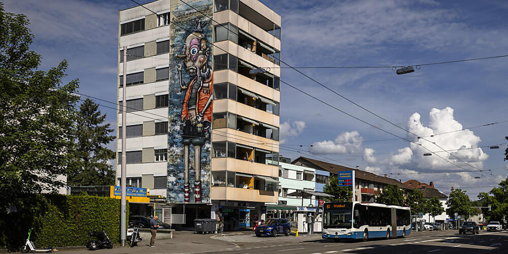 Das Tram Affoltern bleibt zurückgestellt. Der Kantonsrat hat bei der Budget-Debatte beschlossen, das ÖV-Projekt auf der Wartebank zu lassen - dies aus Kostengründen. (Symbolbild)