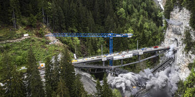 Der Castiel-Viadukt zwischen Chur und Arosa wurde im vergangenen Mai durch einen Neubau ersetzt. (Archivbild)