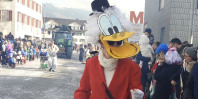 Impressionen vom Fasnachtsumzug Kaltbrunn 2025
