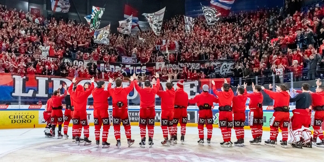 Stark gekämpft, aber mit nur einem Punkt schlecht bedient. Aber die Fans zeigen trotzdem Respekt.