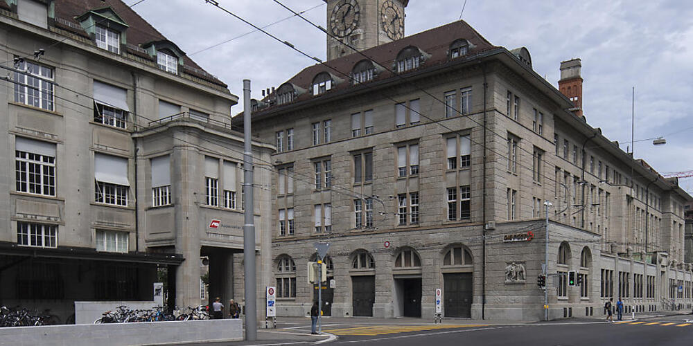 Im Turmzimmer der in der Hauptpost untergebrachten Kantons- und Stadtbibliothek gibt es einen Einblick in die Sangallensien-Sammlung.