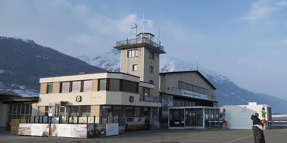 Vertreter der Oberengadiner Gemeinden wollen den Engadin Airport St. Moritz - Samedan für 68,5 Millionen Franken erneuern. Den grössten Teil davon sollen die Gemeinden selber bezahlen. (Archivbild)