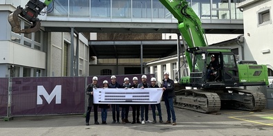 Das Entwickler- und Bauteam beim Spatenstich – die Stadt glänzte durch Abwesenheit