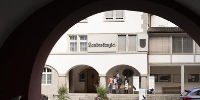 Die Regierung von Appenzell Innerrhoden schlägt bei Verstössen gegen das sogenannte Hakenkreuz-Verbot massiv höhere Bussen vor. (Archivbild)