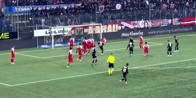 Marvin Akahomen bei seinem Ausgleich in der Nachspielzeit.